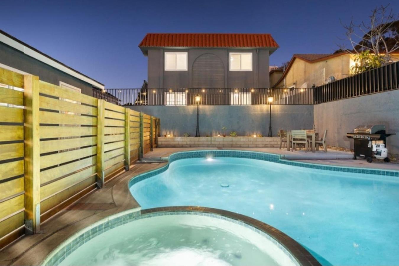 Holiday home Bella Casa Pool Min To Downtown Beaches San Diego