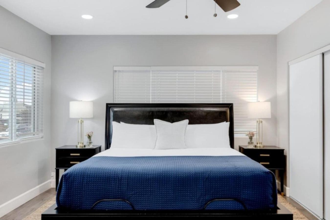 Holiday home Bella Casa Pool Min To Downtown Beaches *